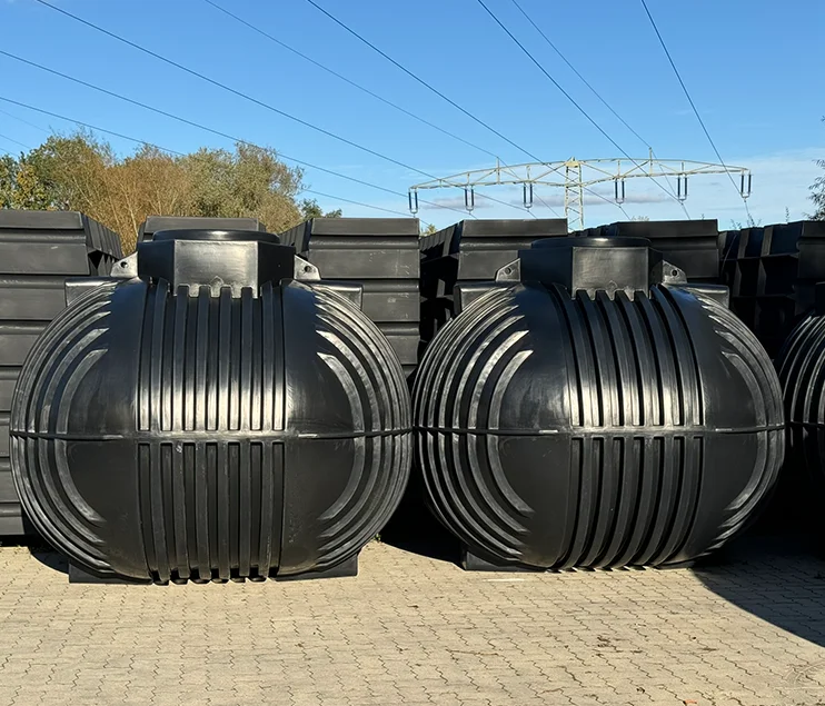 Fertigung einer Kunststoffzisterne aus Polyethylen